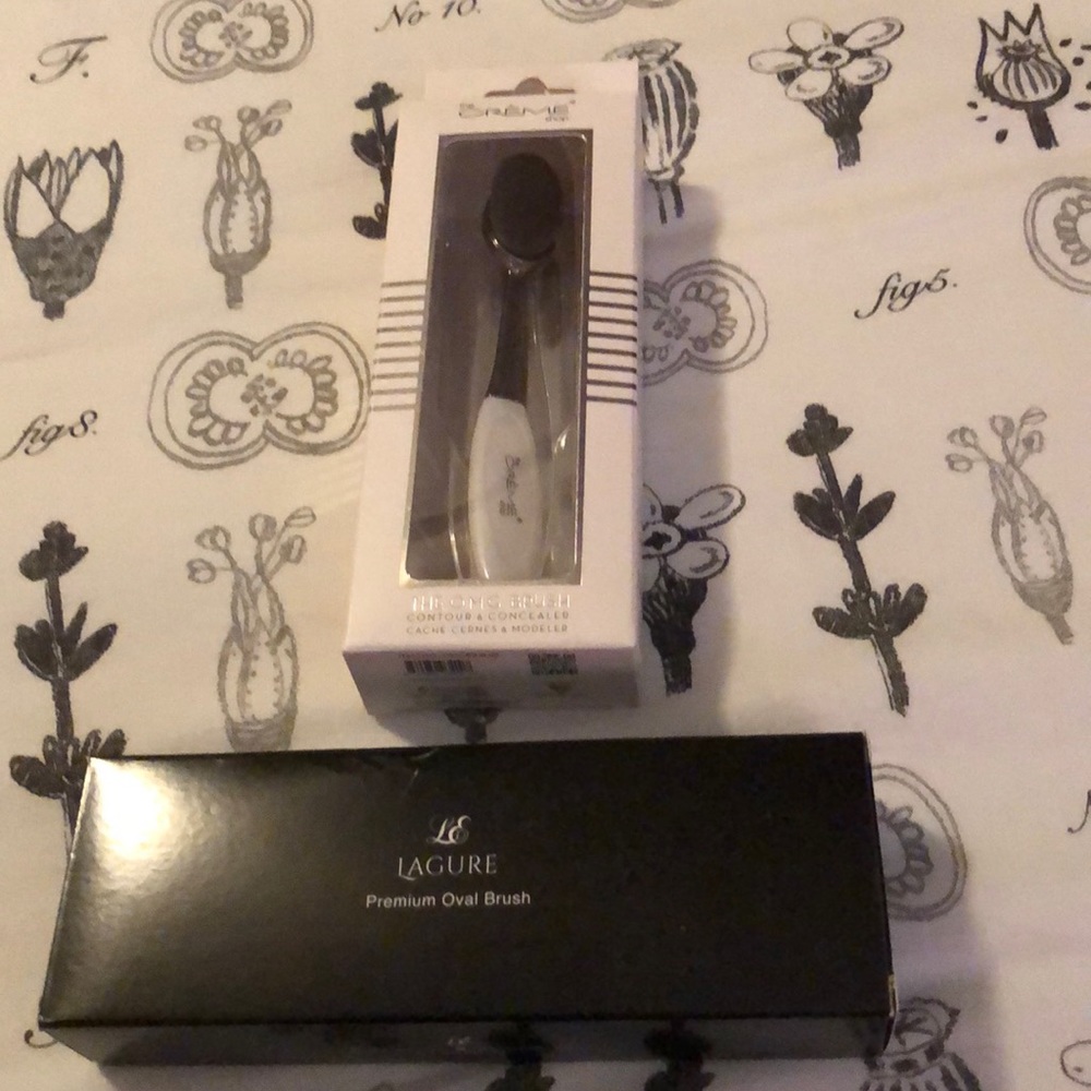 2 new oval brushes